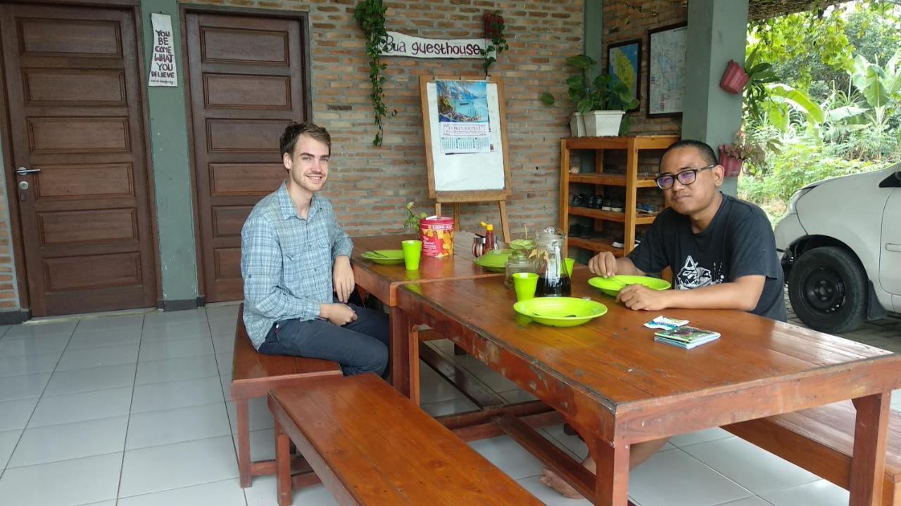 Bua Guest House Medan Esterno foto