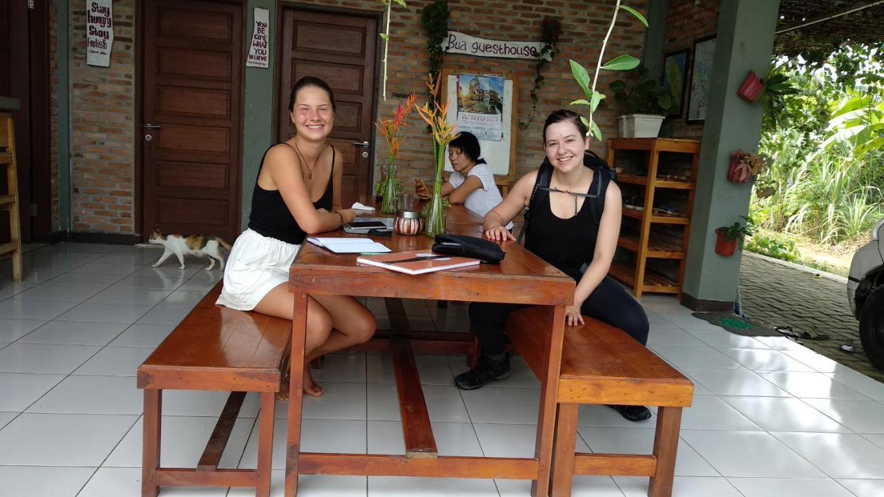 Bua Guest House Medan Esterno foto