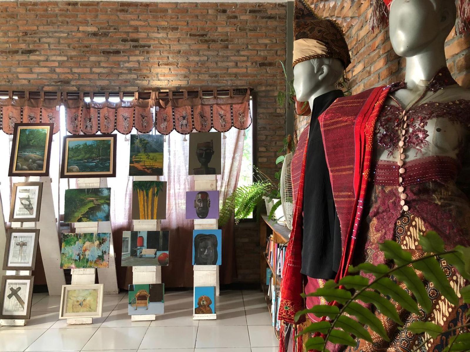 Bua Guest House Medan Esterno foto