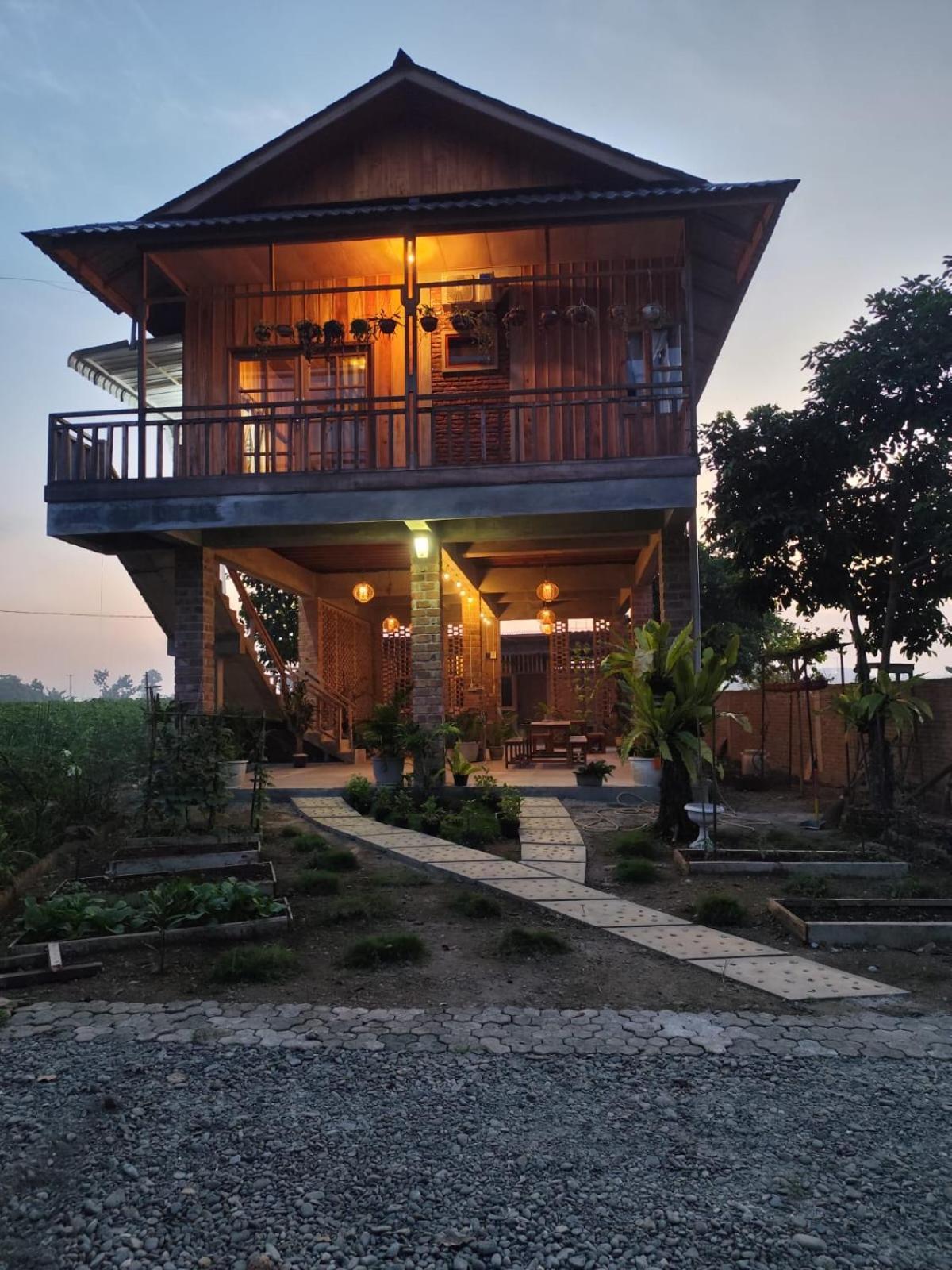 Bua Guest House Medan Esterno foto